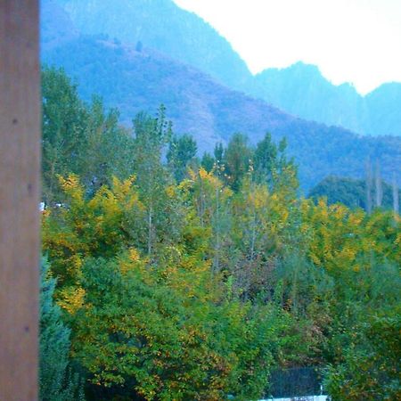 Hillscape Inn Srīnagar Buitenkant foto