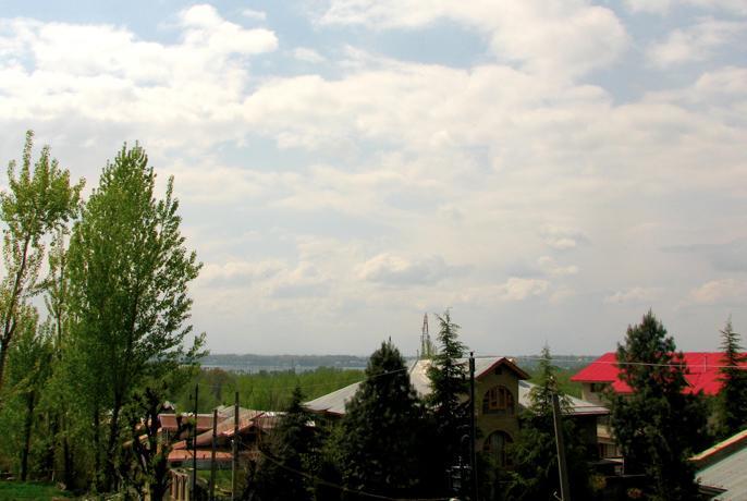 Hillscape Inn Srīnagar Buitenkant foto